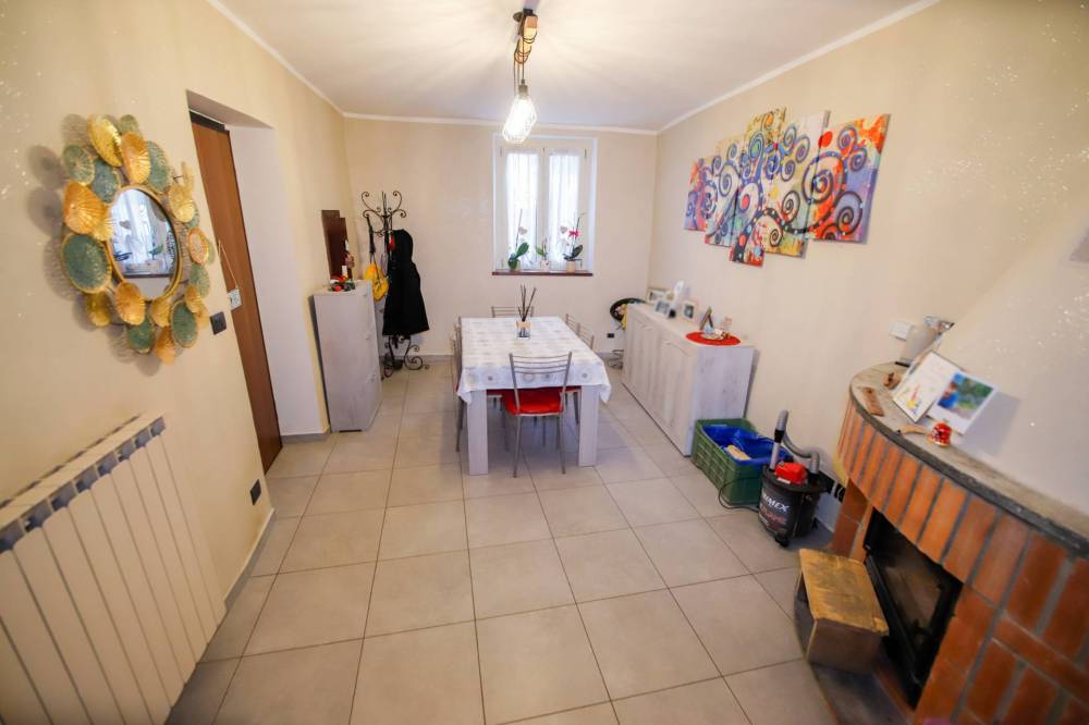 casa indipendente in vendita a Bruino