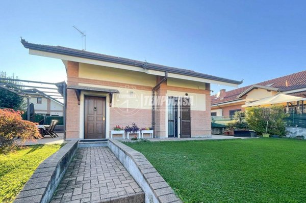 casa indipendente in vendita a Bruino