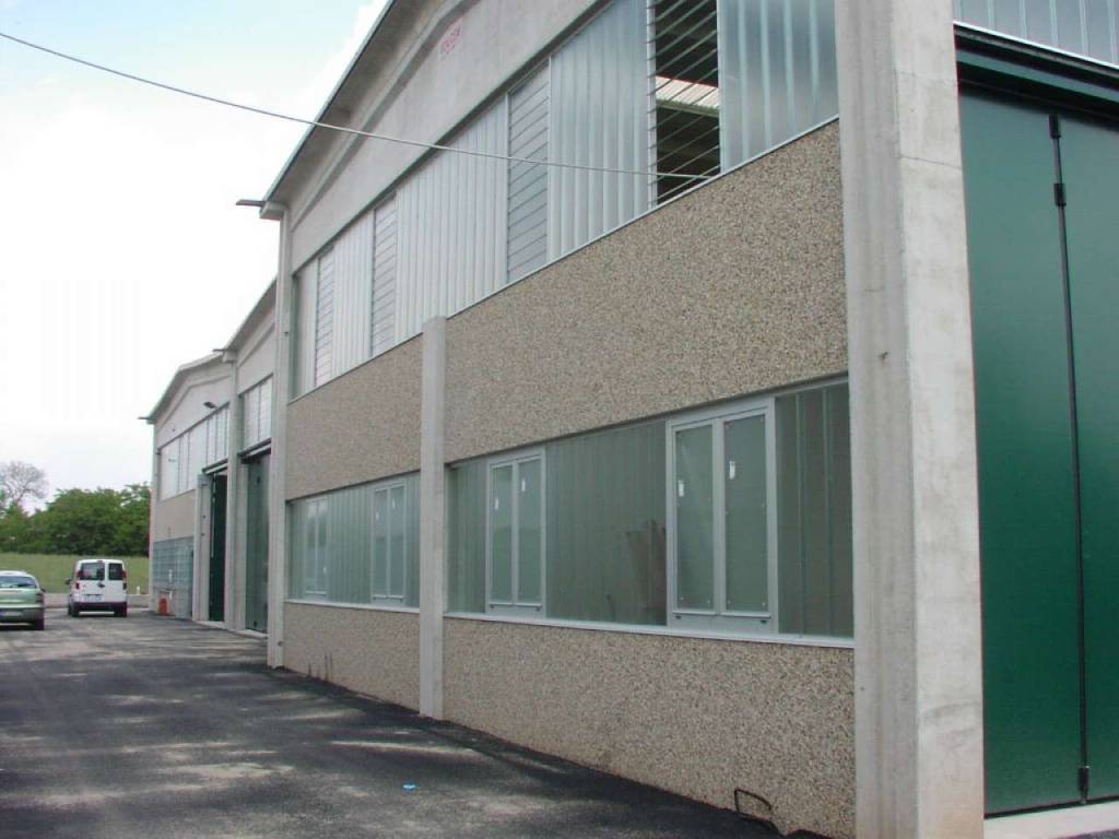 locale commerciale in vendita a Bruino