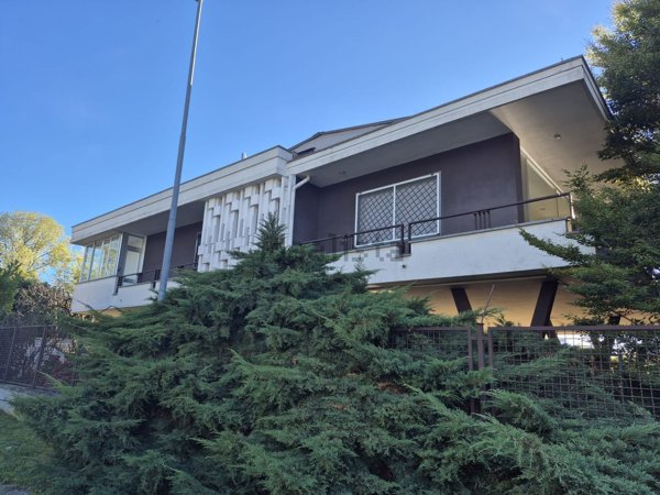 casa indipendente in vendita a Bruino