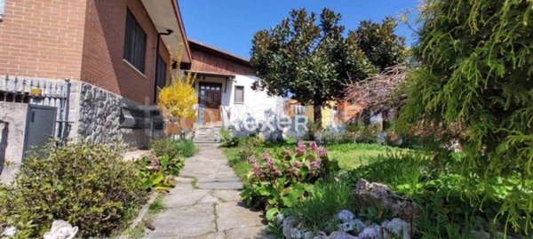casa indipendente in vendita a Bruino