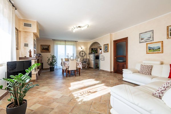 casa indipendente in vendita a Bruino