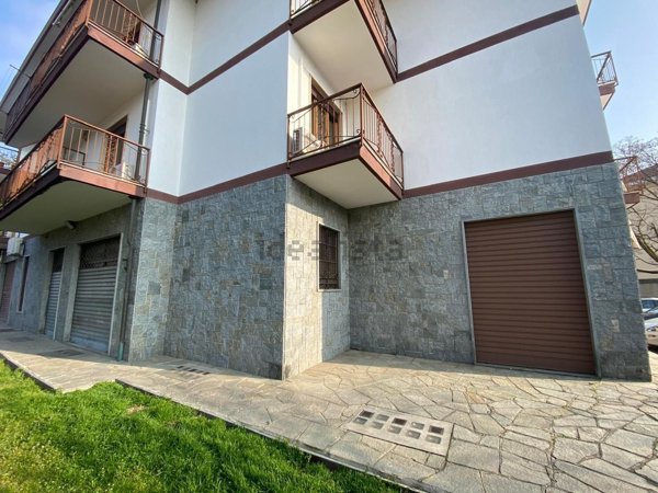 locale commerciale in vendita a Bruino