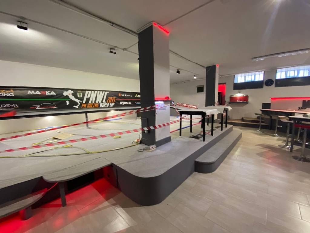 negozio in vendita a Bruino