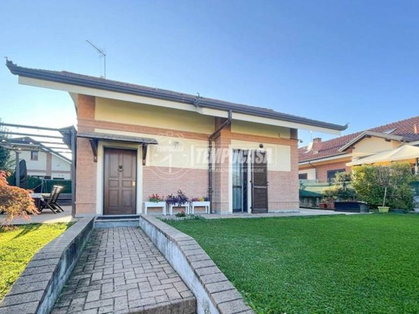 casa indipendente in vendita a Bruino