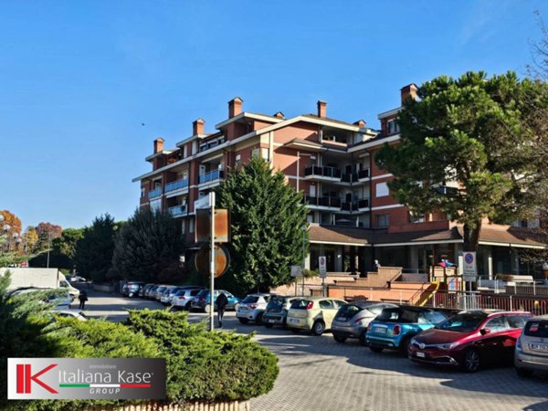 negozio in vendita a Bruino