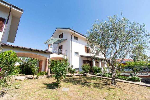 casa indipendente in vendita a Bruino