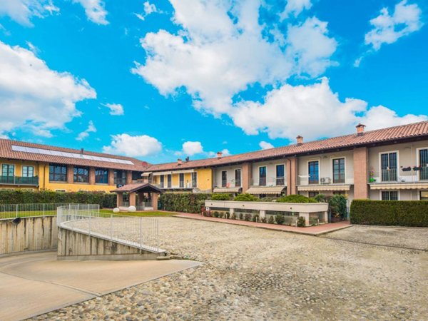 casa indipendente in vendita a Bruino