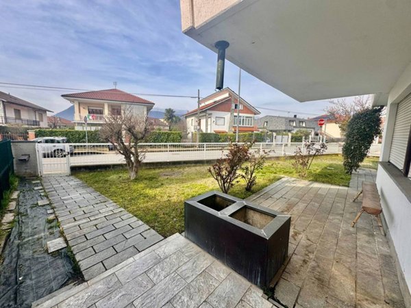 casa indipendente in vendita a Bruino
