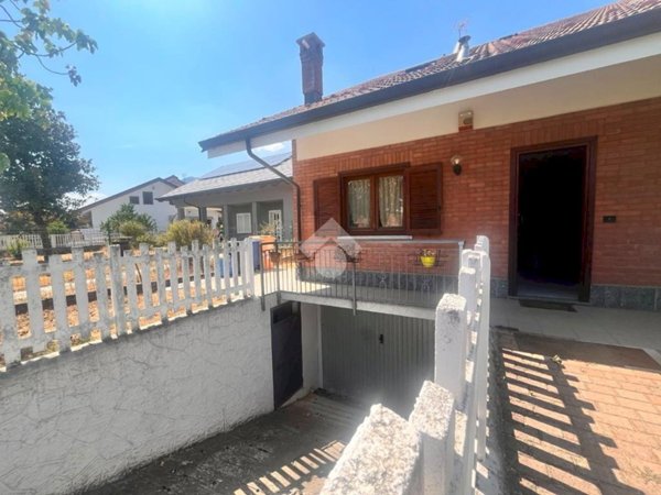 casa indipendente in vendita a Bruino in zona Villaggio Alba Serena
