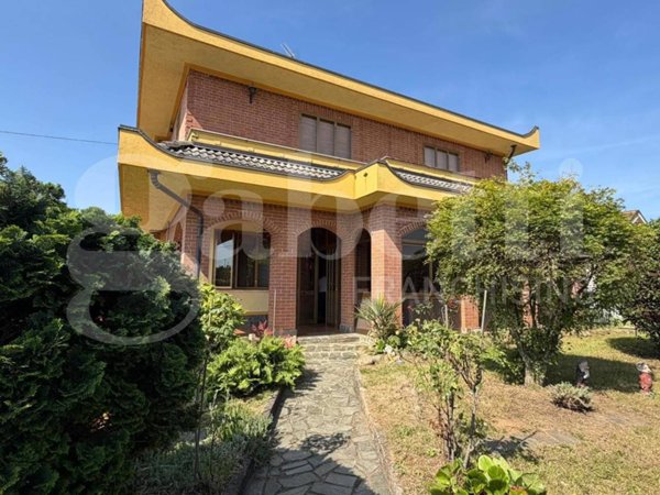 casa indipendente in vendita a Bruino