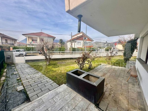 casa indipendente in vendita a Bruino in zona Villaggio Alba Serena