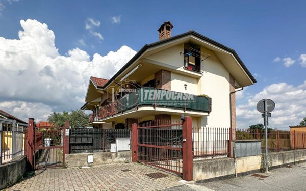 appartamento in vendita a Bruino in zona Villaggio Alba Serena