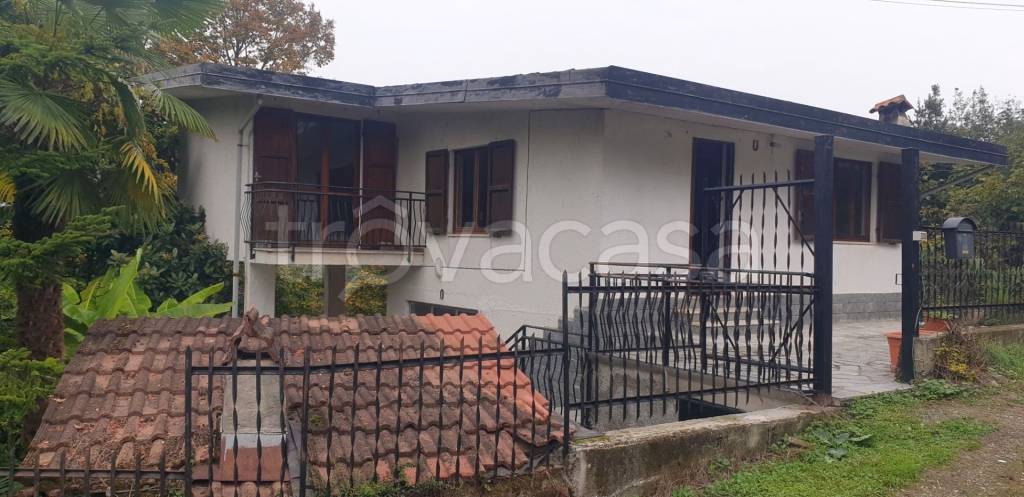 casa indipendente in vendita a Brusasco