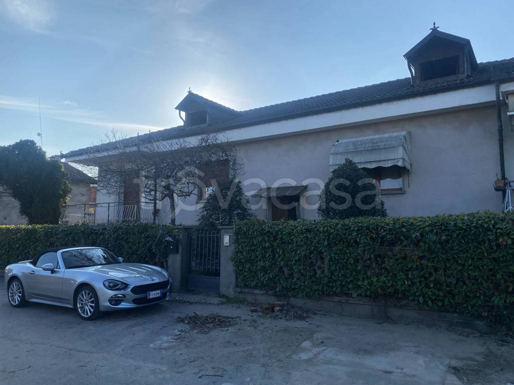 casa indipendente in vendita a Buriasco