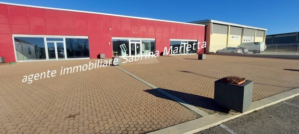 negozio in vendita a Buriasco