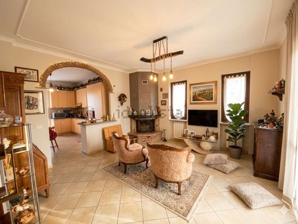 casa indipendente in vendita a Buriasco