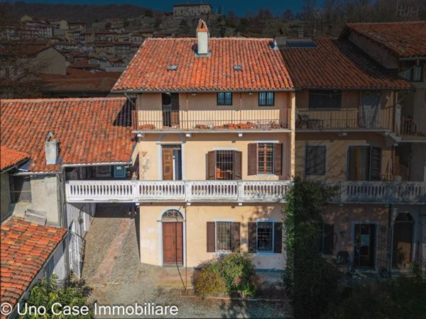 casa indipendente in vendita a Burolo