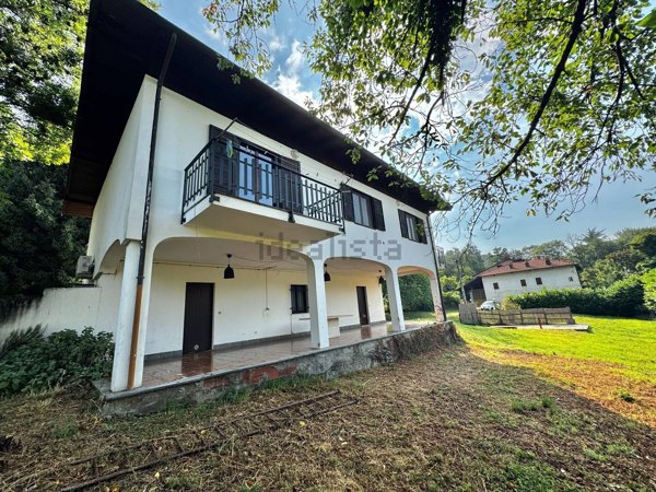 casa indipendente in vendita a Burolo