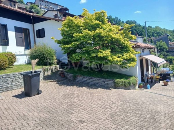casa indipendente in vendita a Burolo