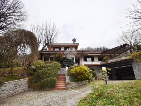 casa indipendente in vendita a Burolo