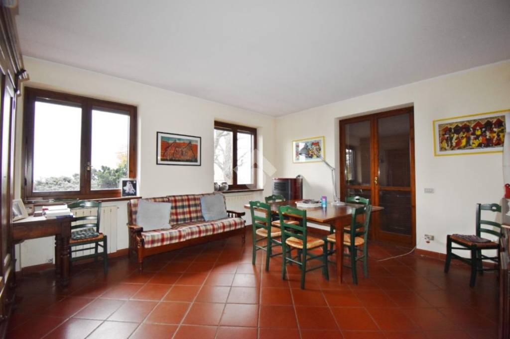 casa indipendente in vendita a Burolo