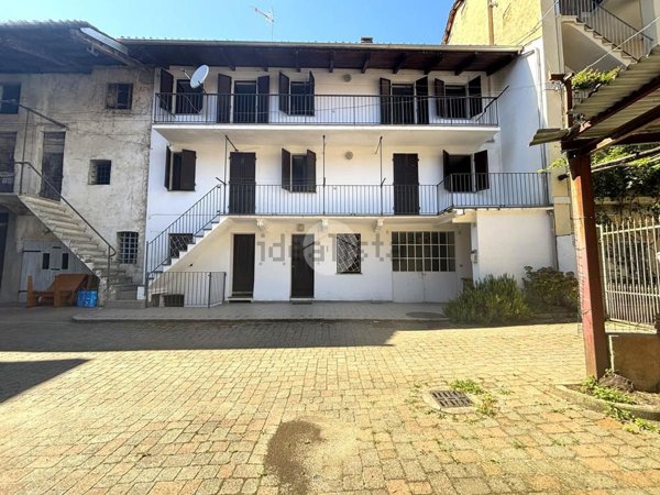 casa semindipendente in vendita a Burolo