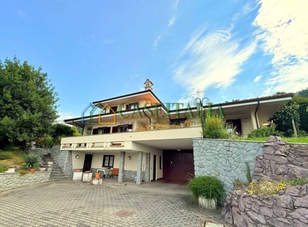 casa indipendente in vendita a Burolo