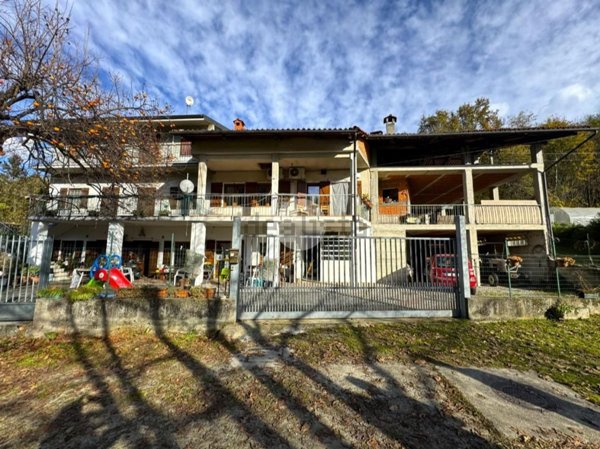 casa indipendente in vendita a Burolo