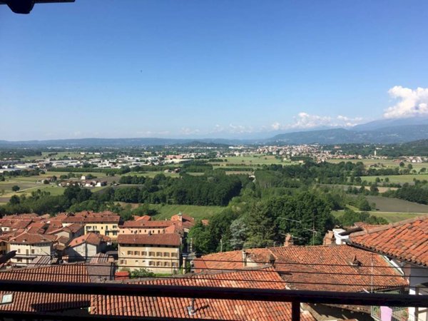 casa indipendente in vendita a Burolo