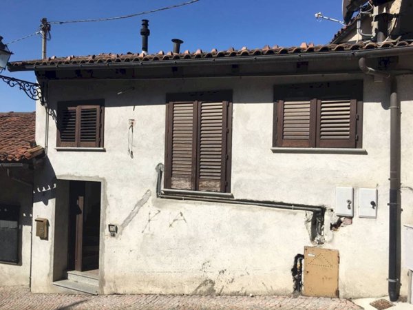 casa indipendente in vendita a Burolo