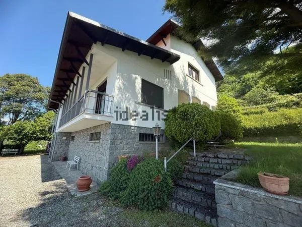 casa indipendente in vendita a Burolo