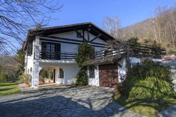 casa indipendente in vendita a Burolo