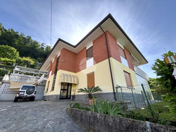 casa indipendente in vendita a Burolo