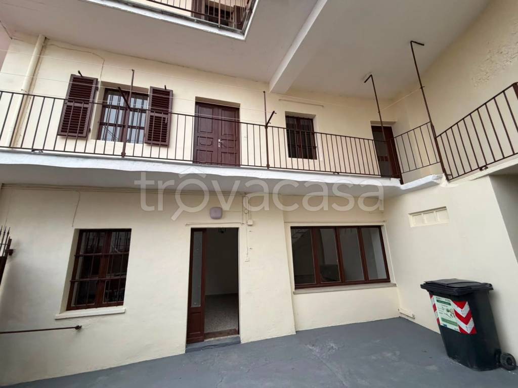 casa indipendente in vendita a Burolo