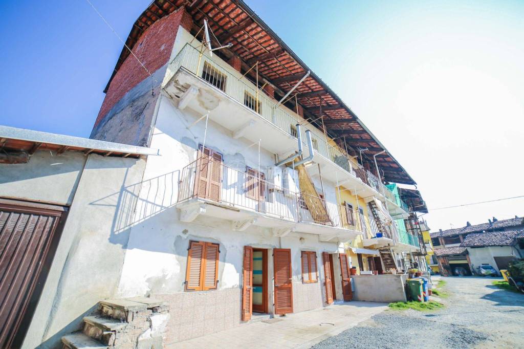 casa indipendente in vendita a Busano