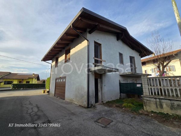 casa indipendente in vendita a Busano