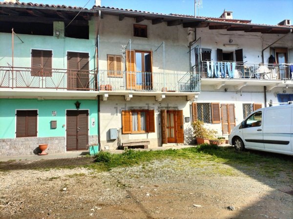 casa semindipendente in vendita a Busano