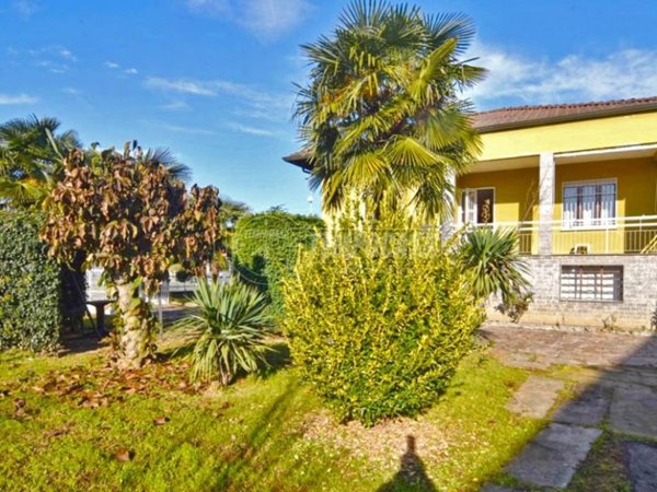 casa indipendente in vendita a Busano