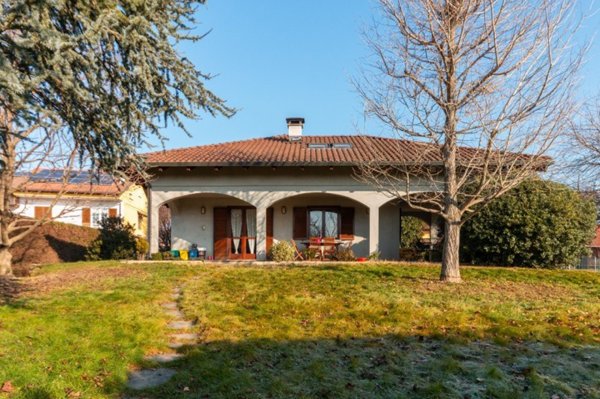 casa indipendente in vendita a Busano