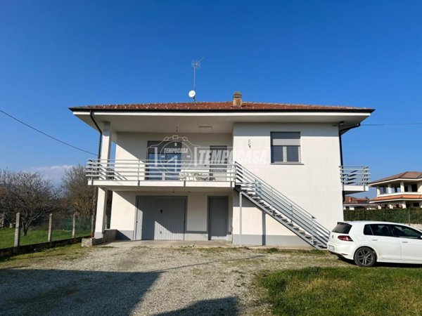 casa indipendente in vendita a Busano