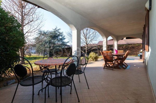 casa indipendente in vendita a Busano