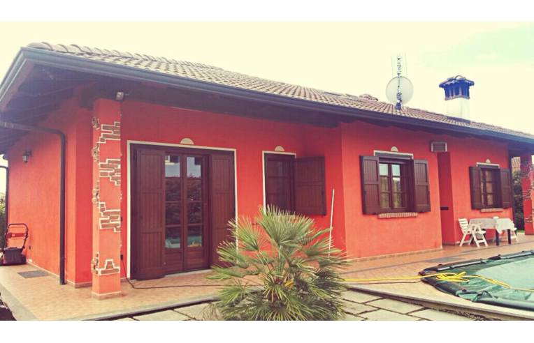 casa indipendente in vendita a Busano