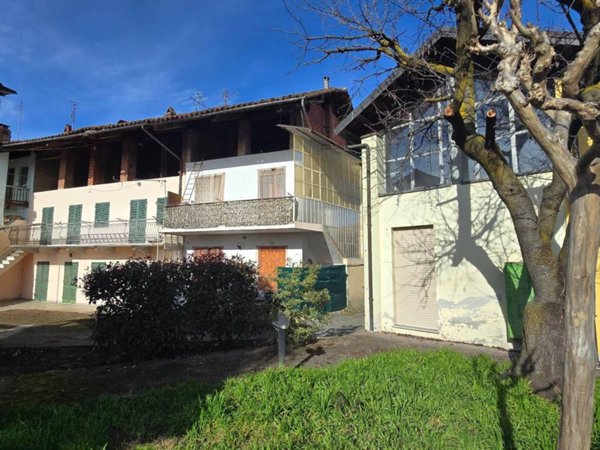 casa indipendente in vendita a Busano