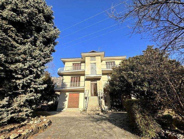 casa indipendente in vendita a Bussoleno