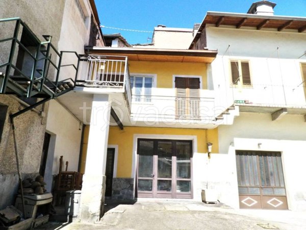 casa indipendente in vendita a Bussoleno
