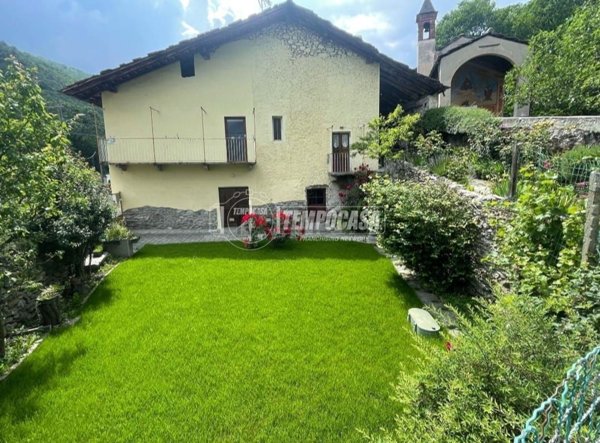 appartamento in vendita a Bussoleno in zona Santa Petronilla