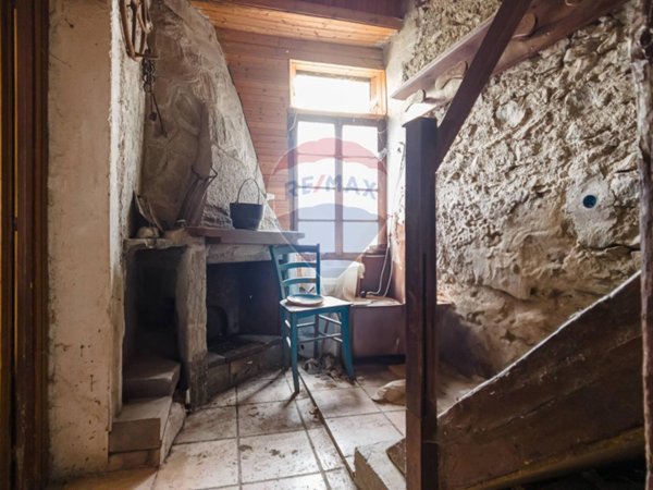 appartamento in vendita a Bussoleno in zona Meitre