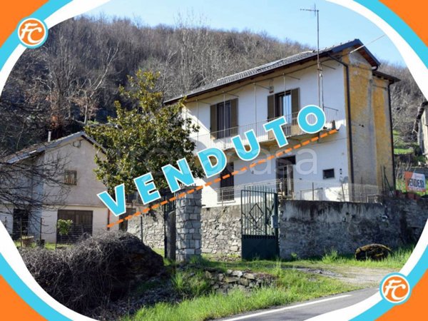 casa indipendente in vendita a Bussoleno