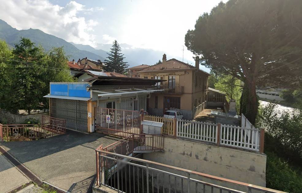 casa indipendente in vendita a Bussoleno
